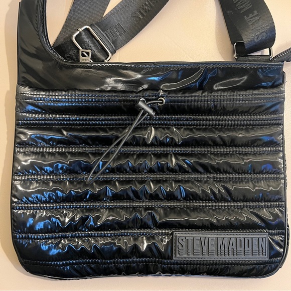 Steve Madden Puffer Shoulder Bag - Picture 2 of 13